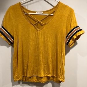 L: Yellow Occasion Brand Crop Top ✨
